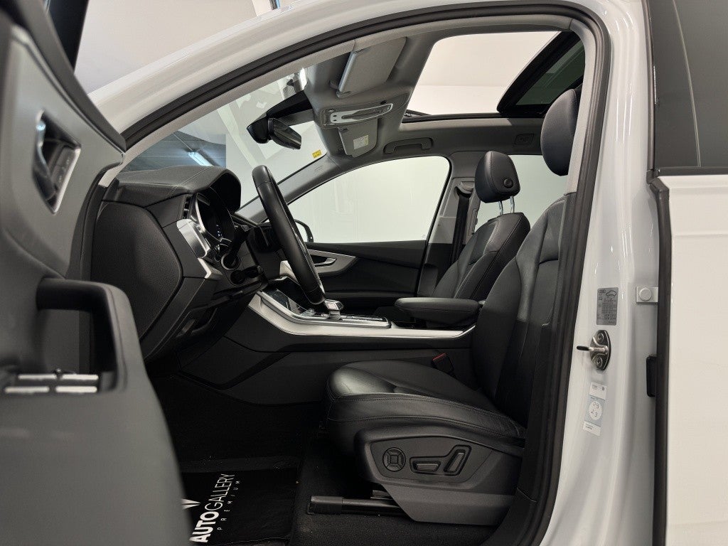 Audi Q7 55 TFSIe S line quattro tiptronic