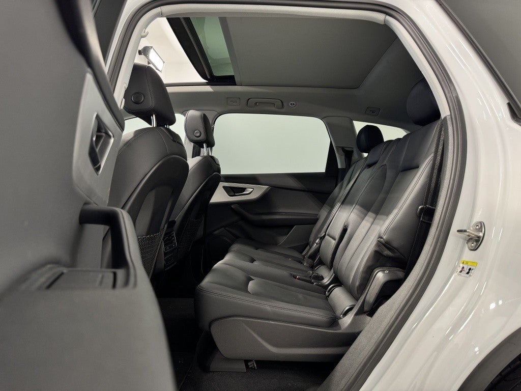 Audi Q7 55 TFSIe S line quattro tiptronic