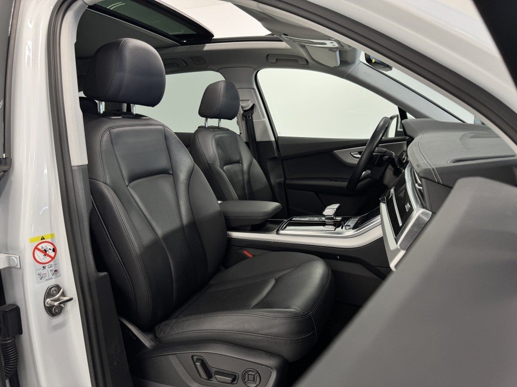 Audi Q7 55 TFSIe S line quattro tiptronic