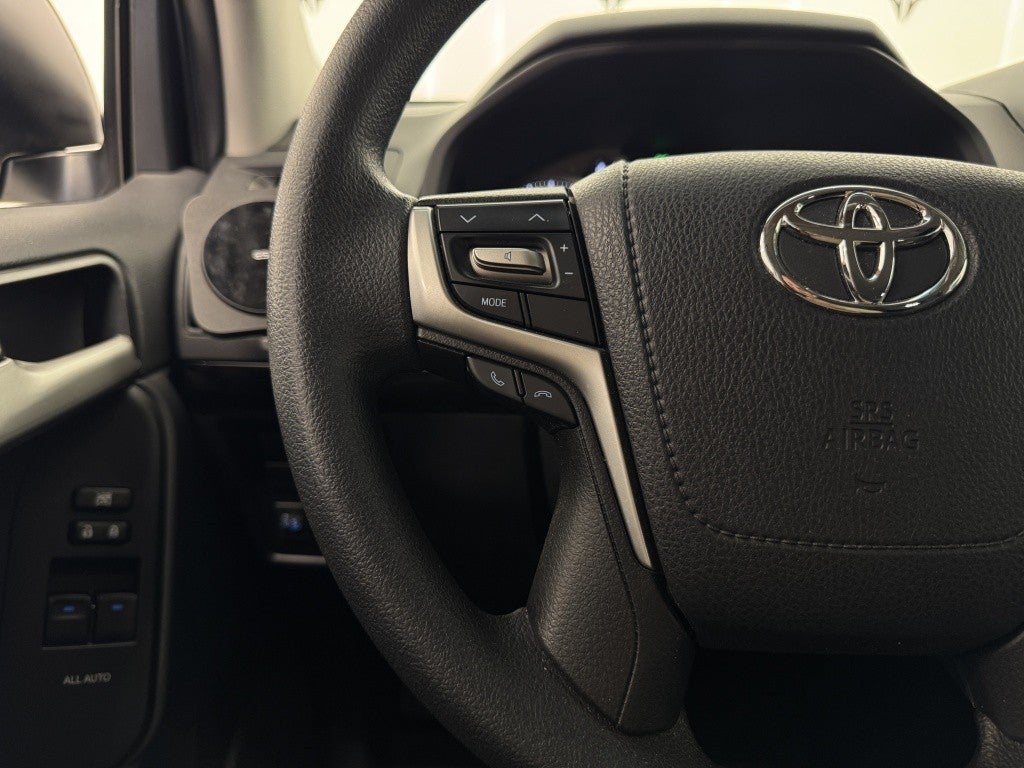 Toyota Land Cruiser D-4D GX