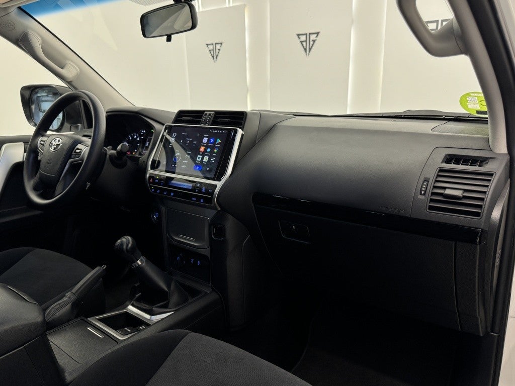 Toyota Land Cruiser D-4D GX