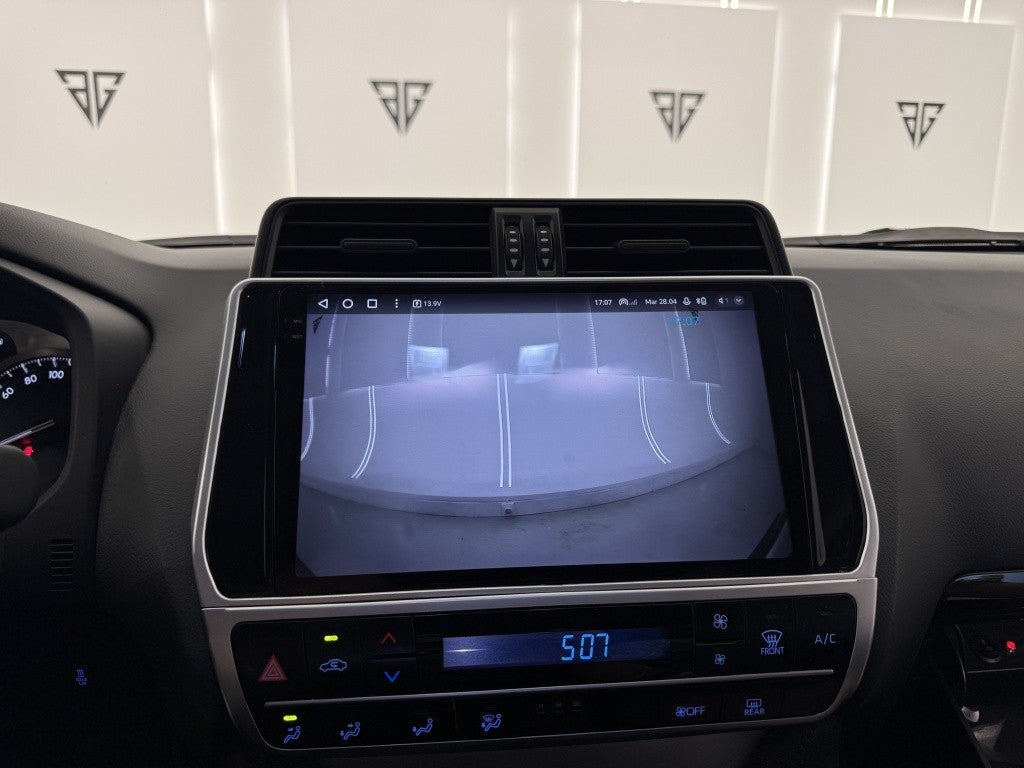 Toyota Land Cruiser D-4D GX