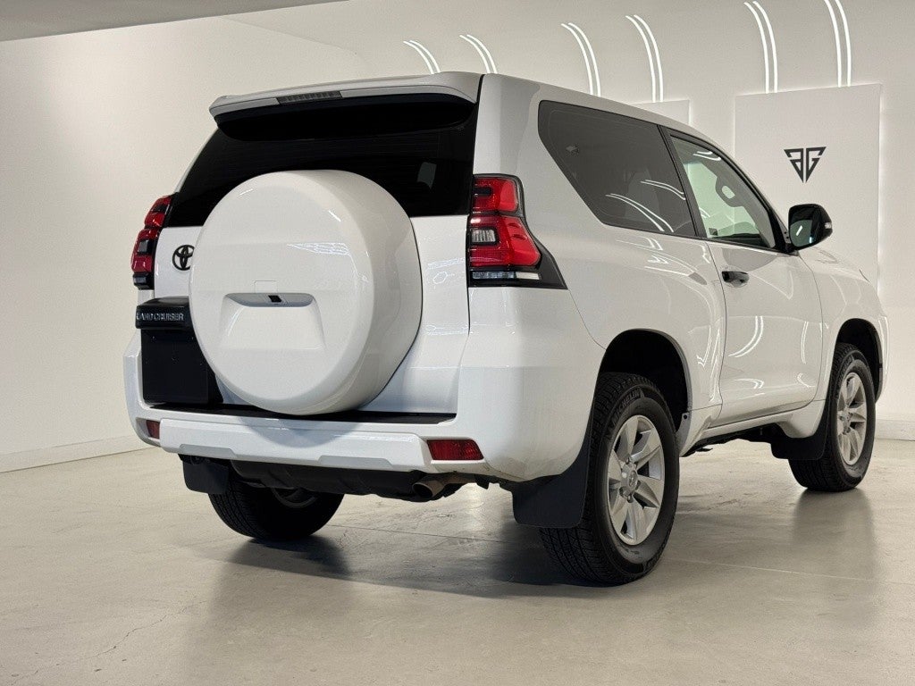 Toyota Land Cruiser D-4D GX
