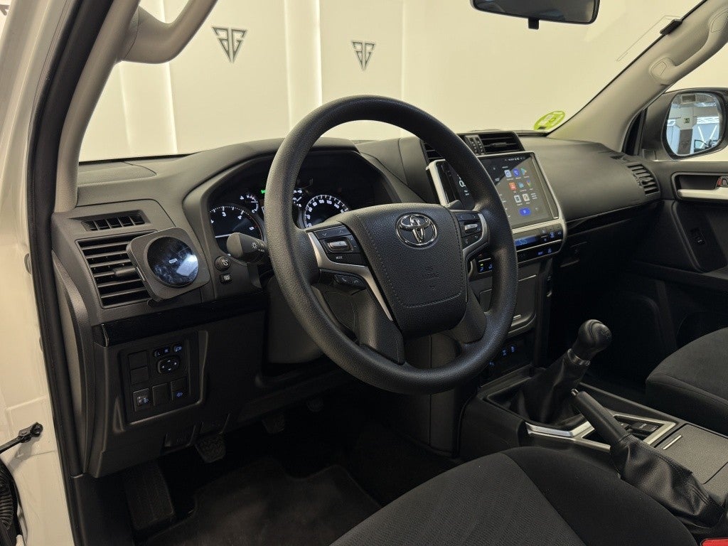 Toyota Land Cruiser D-4D GX