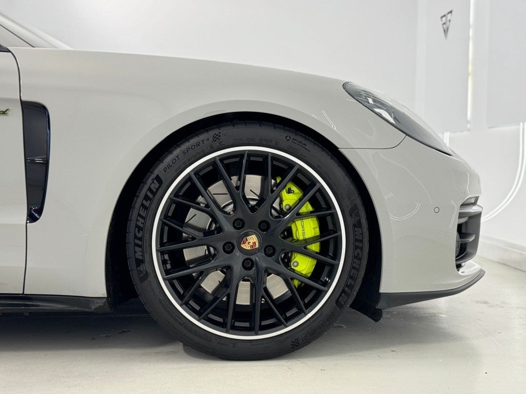 Porsche Panamera 4S E-Hybrid Sport Turismo