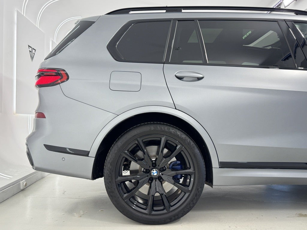 Bmw X7 M60iA M Sport Pro
