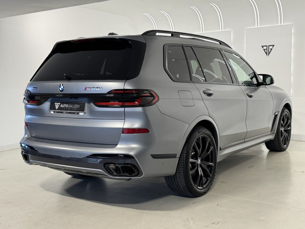 Bmw X7 M60iA M Sport Pro