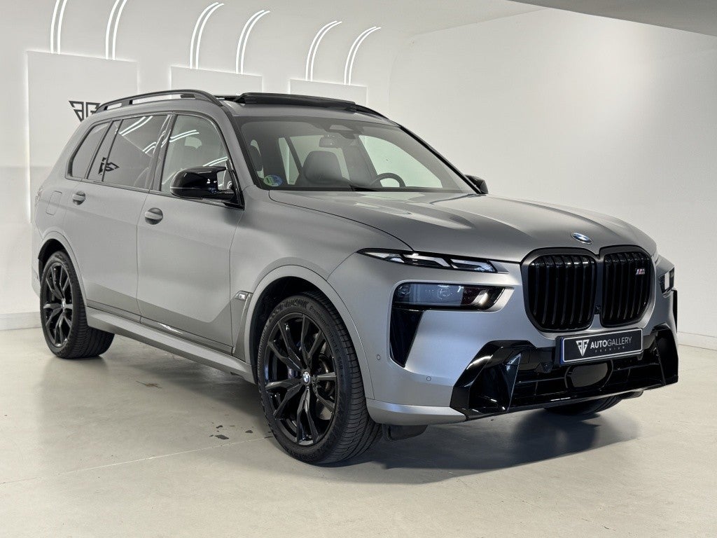Bmw X7 M60iA M Sport Pro