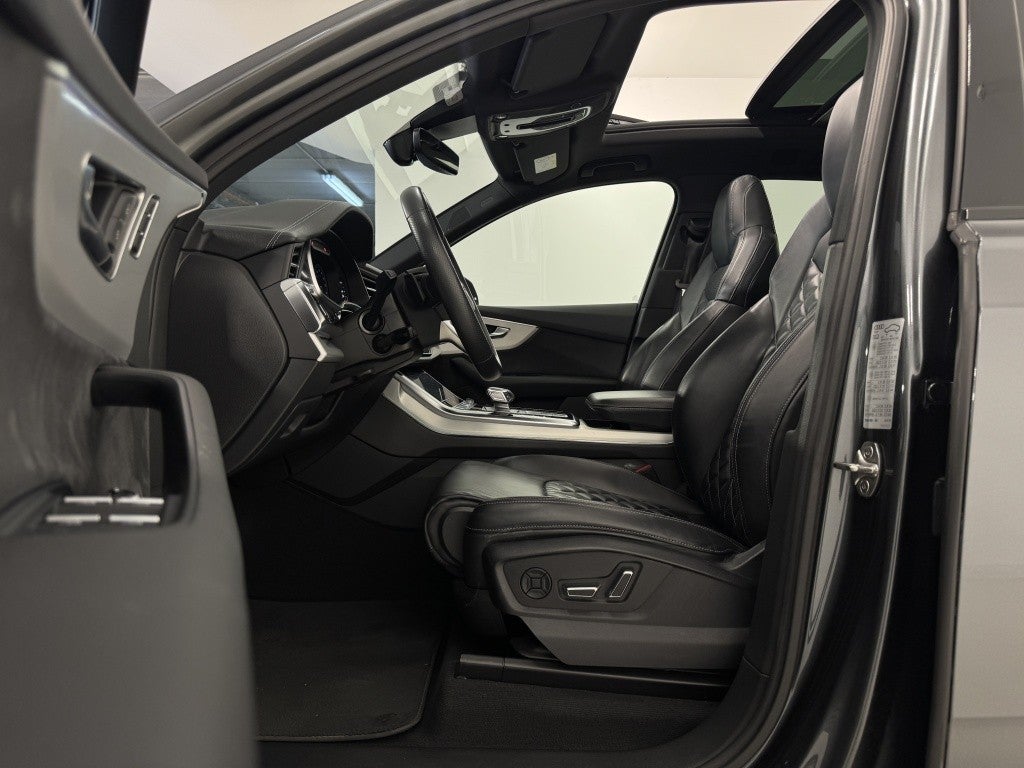 Audi Q7 50 TDI S line quattro