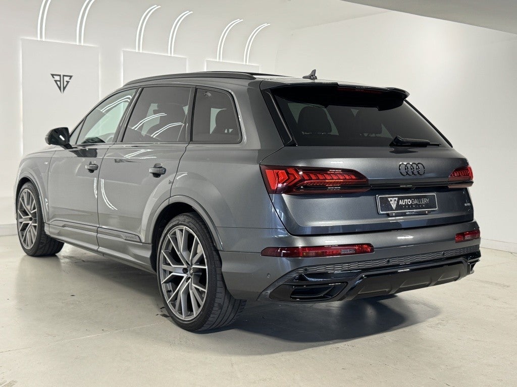 Audi Q7 50 TDI S line quattro