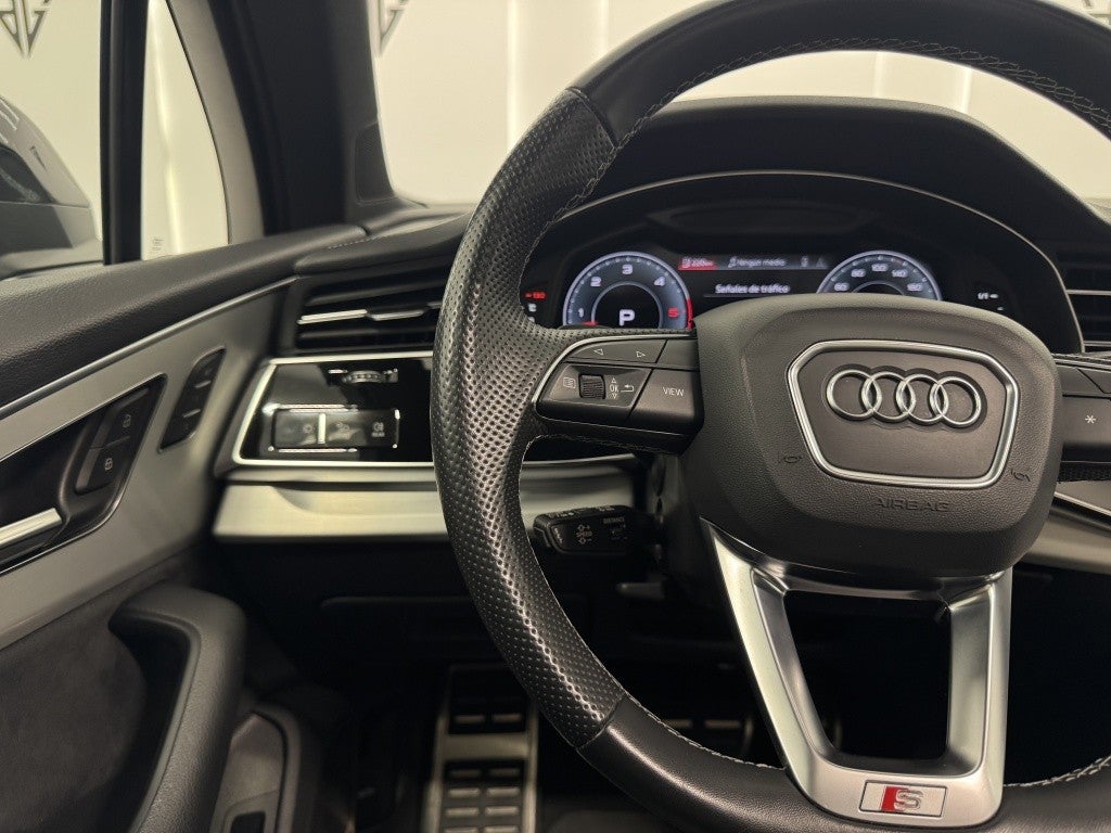 Audi Q7 50 TDI S line quattro