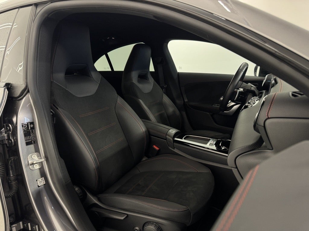 Mercedes-Benz Clase CLA 200 7G-DCT