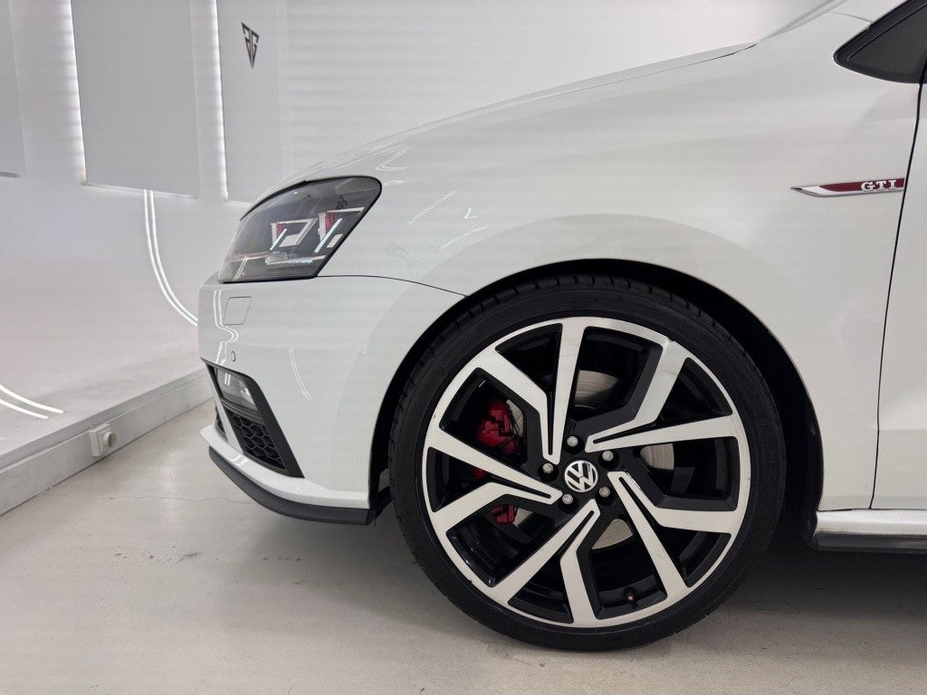 Volkswagen Polo 1.8 TSI BMT GTI DSG