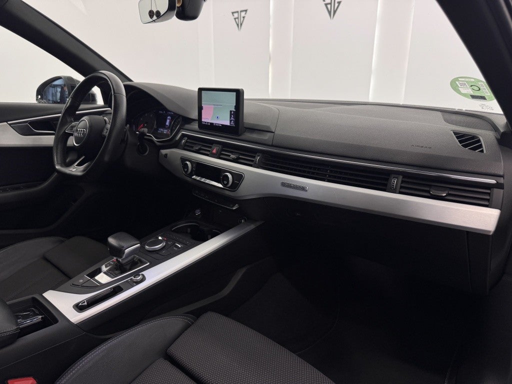 Audi A4 Avant 3.0TDI S line ed. Q. tiptronic 200kW