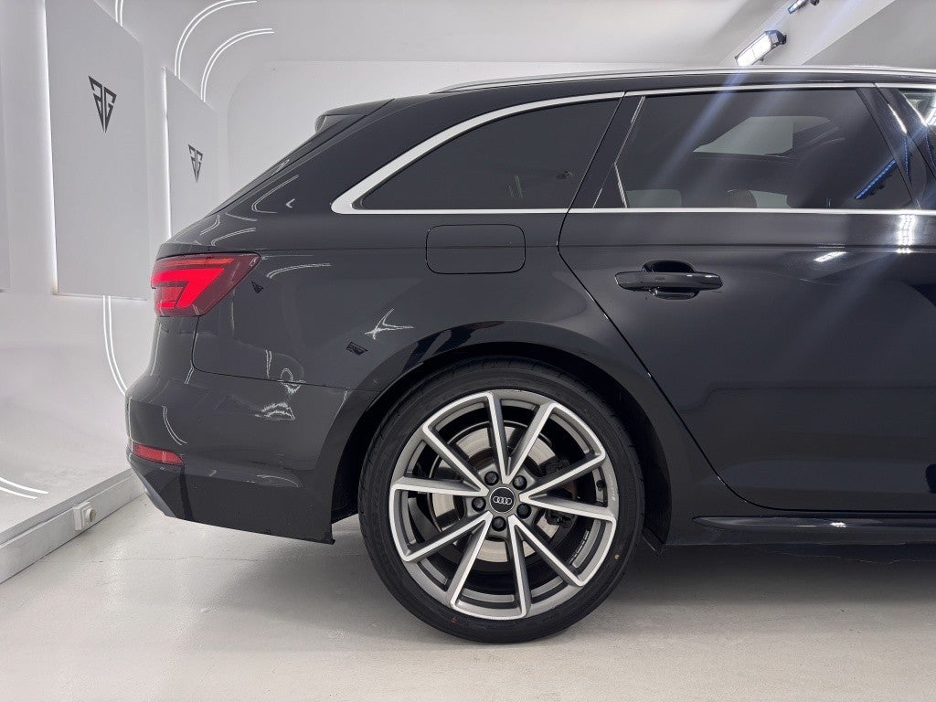 Audi A4 Avant 3.0TDI S line ed. Q. tiptronic 200kW