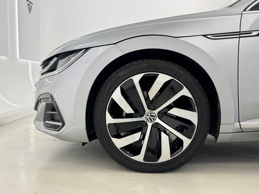 Volkswagen Arteon Shooting Brake e-hybrid 1.4 TSI R-Line DSG6