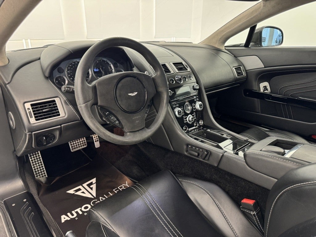 Aston Martin Vantage S