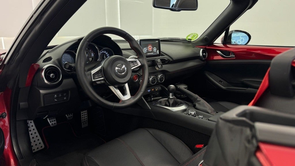 Mazda MX-5 2.0 Zenith Soft Top
