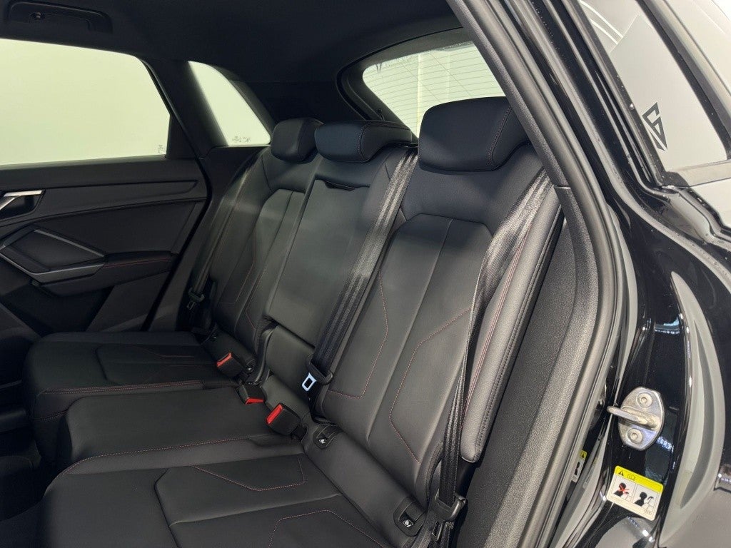 Audi Q3 35 TDI S line S tronic 110kW