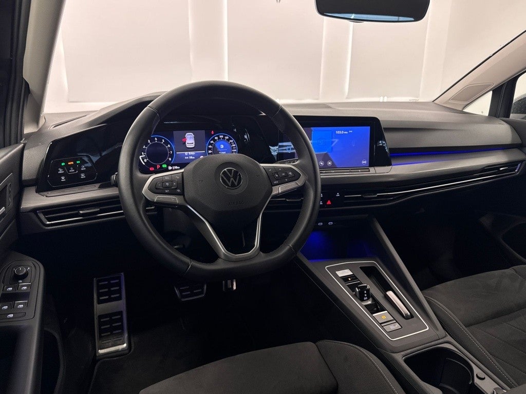 Volkswagen Golf 1.5 eTSI R-Line DSG 96kW