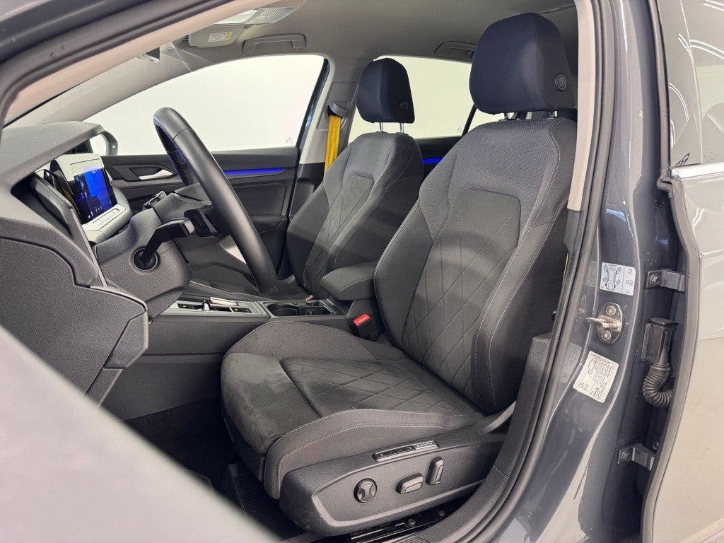 Volkswagen Golf 1.5 eTSI R-Line DSG 96kW
