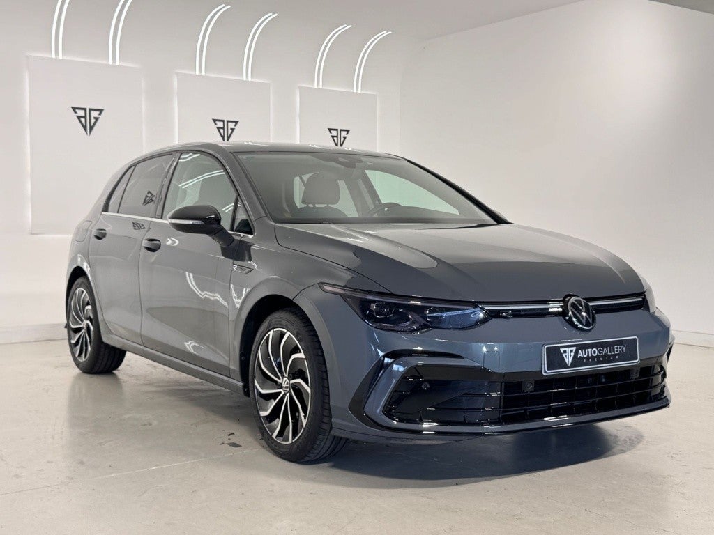 Volkswagen Golf 1.5 eTSI R-Line DSG 96kW