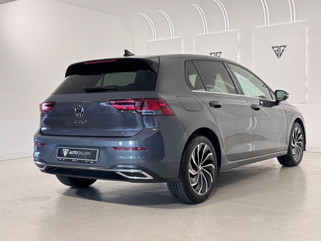 Volkswagen Golf 1.5 eTSI R-Line DSG 96kW