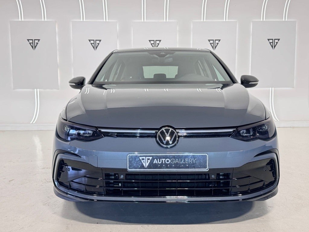 Volkswagen Golf 1.5 eTSI R-Line DSG 96kW