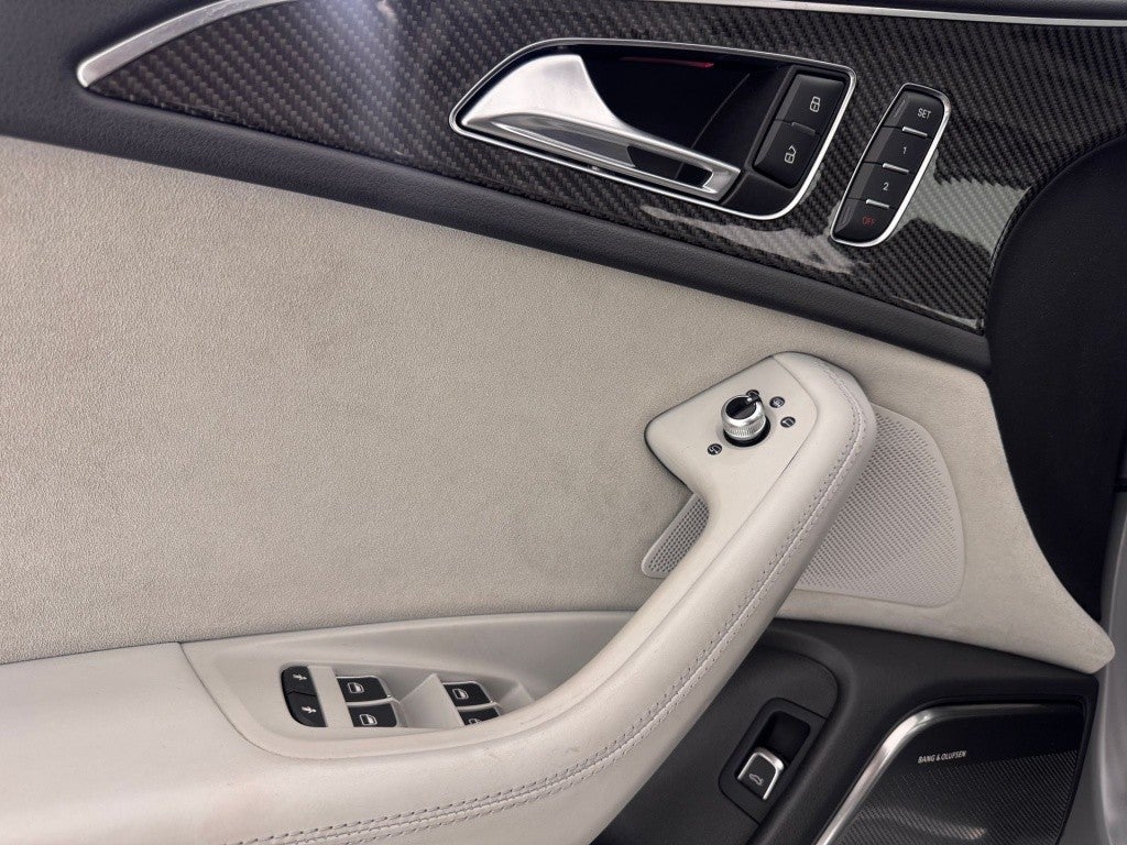 Audi A6 RS 6 Avant 4.0 TFSI performance Q. Tip.
