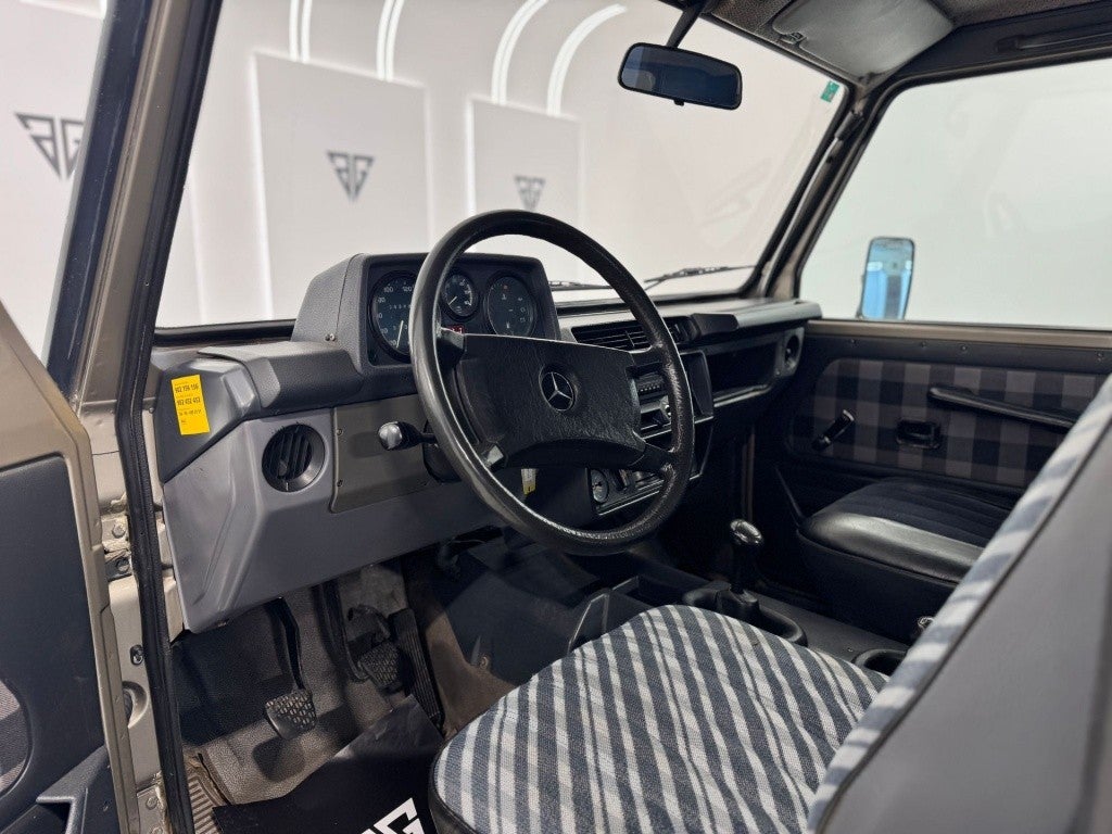 Mercedes-Benz Clase G 300 GD Corto SWB