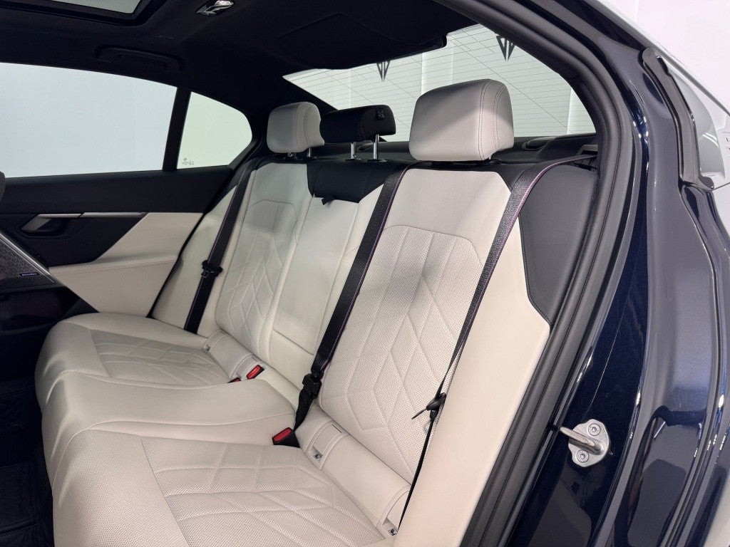 Bmw Serie 5 550e xDrive M Sport Pro
