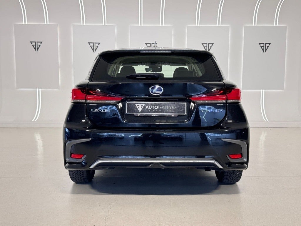 Lexus CT 200h Black & Grey