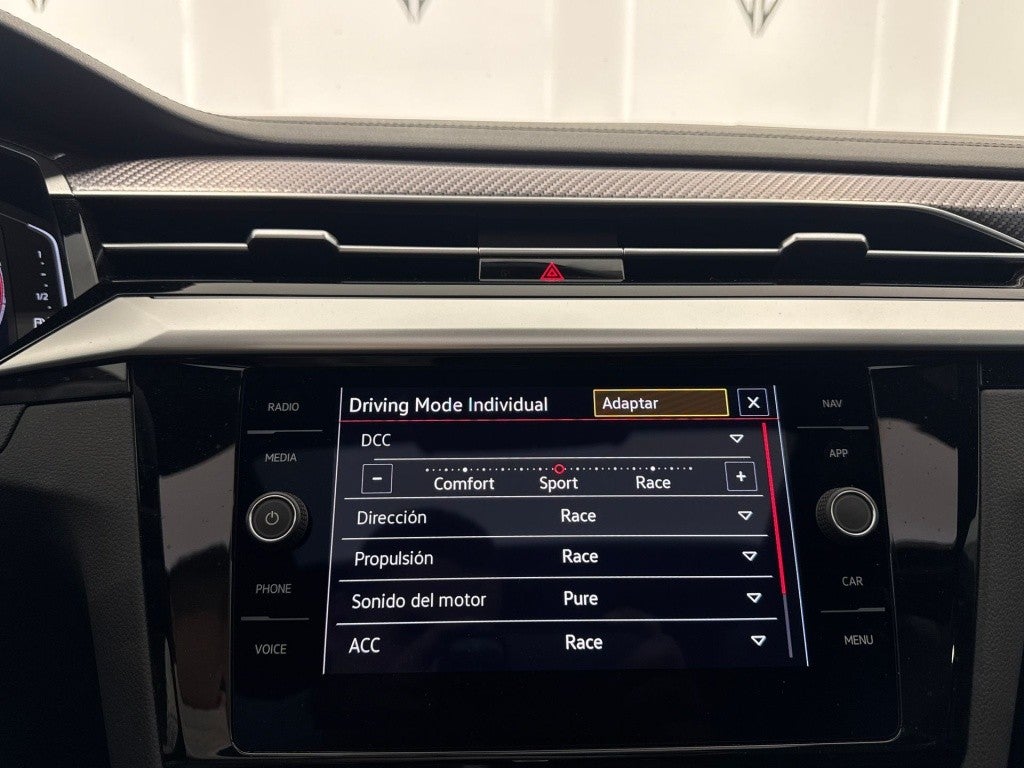 Volkswagen Arteon Shooting Brake 2.0 TSI R DSG7 235kW