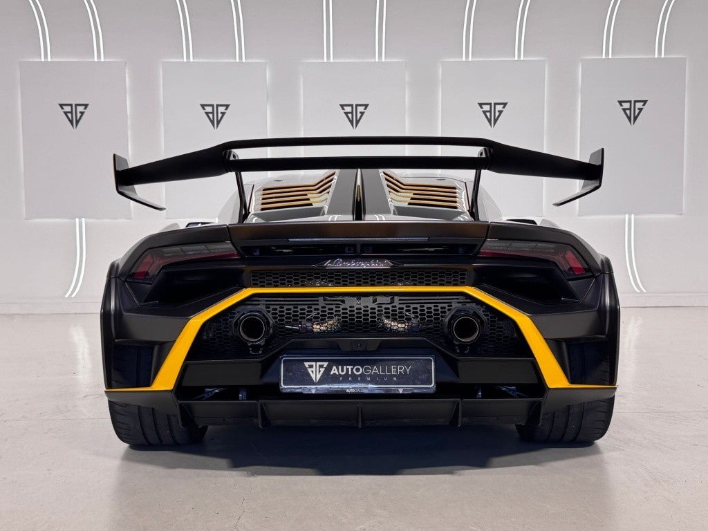 Lamborghini Huracán STO RWD