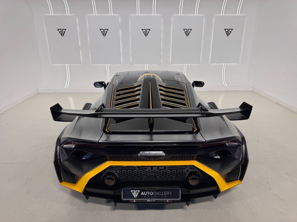 Lamborghini Huracán STO RWD