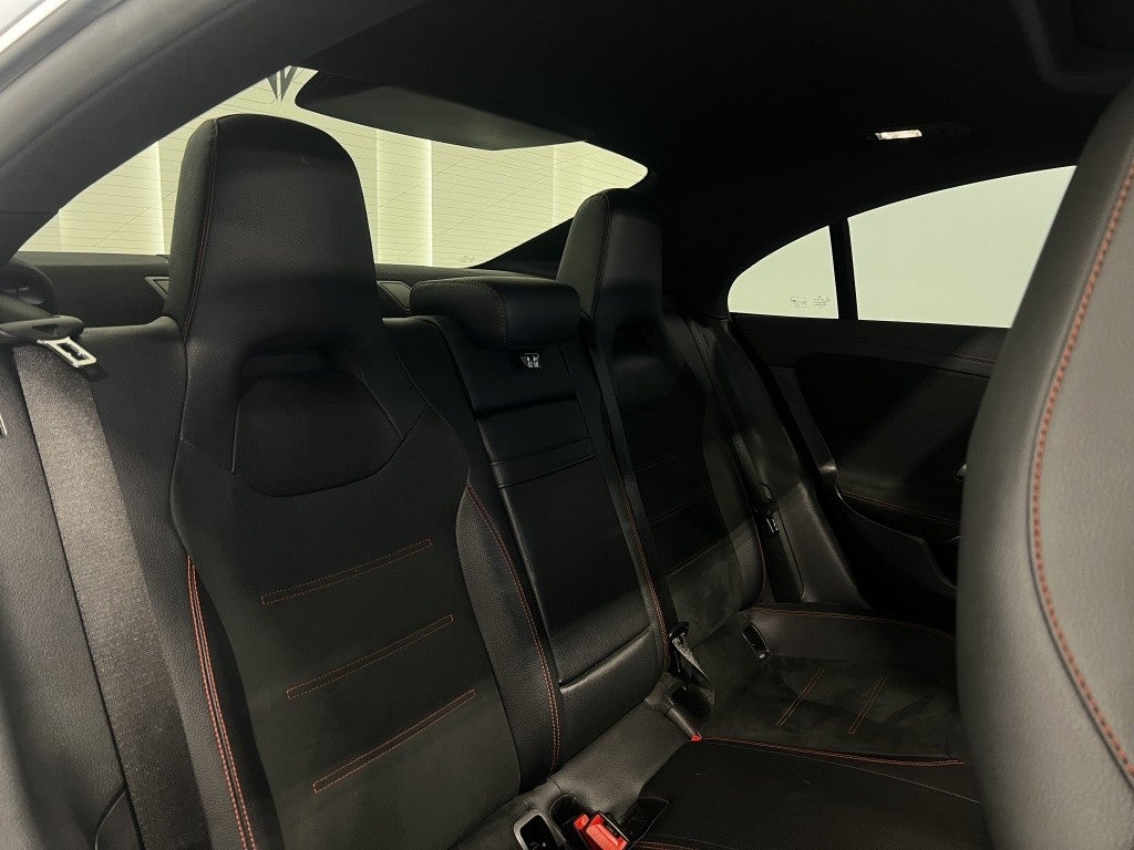 Mercedes-Benz Clase CLA 200d