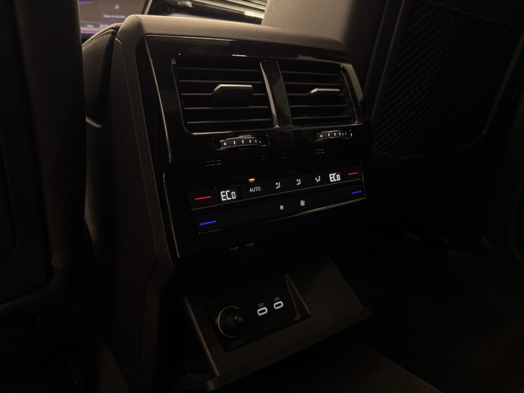 Volkswagen Touareg 3.0TSI V6 R 4Motion Tiptronic