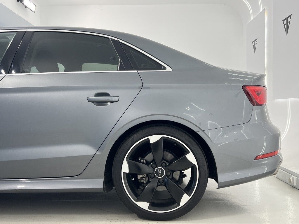 Audi A3 Sedán 1.8 TFSI S line edition Q. S-T