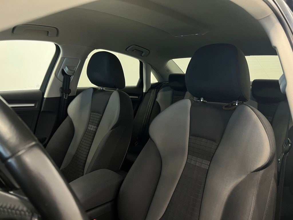 Audi A3 Sedán 1.8 TFSI S line edition Q. S-T