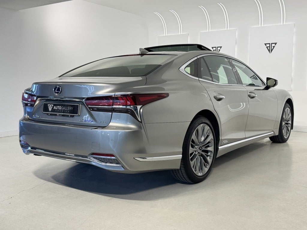 Lexus LS 500h Luxury Art Wood AWD