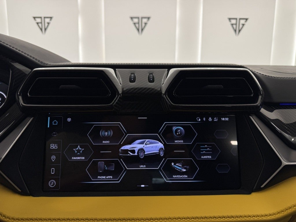 Lamborghini Urus SE