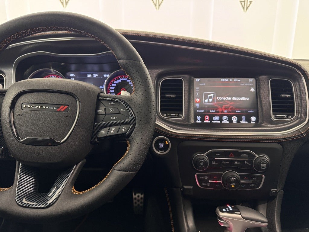 Dodge Charger SRT 392 HEMI V8