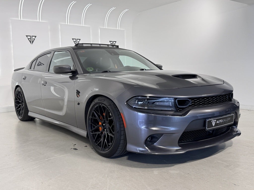 Dodge Charger SRT 392 HEMI V8