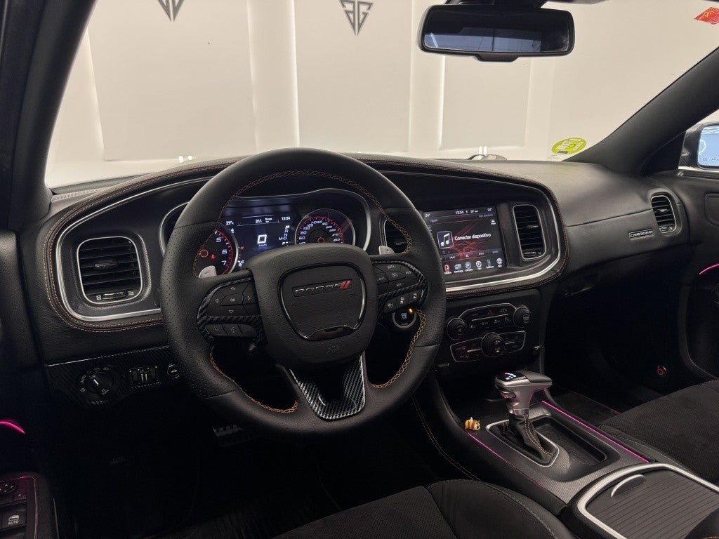 Dodge Charger SRT 392 HEMI V8