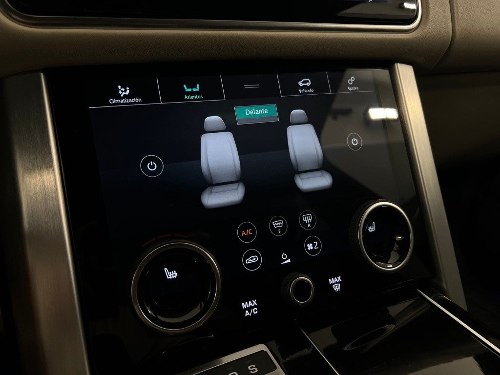Land-Rover Range Rover 2.0 i4 PHEV Vogue 4WD Aut.