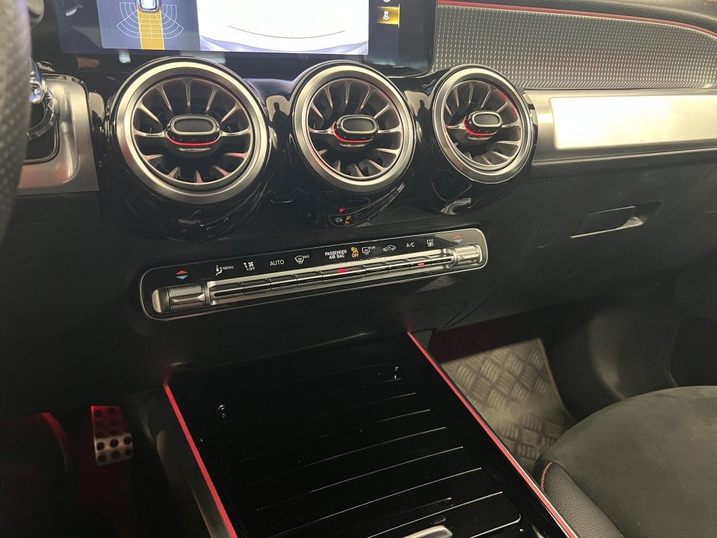 Mercedes-Benz EQB 300 4Matic