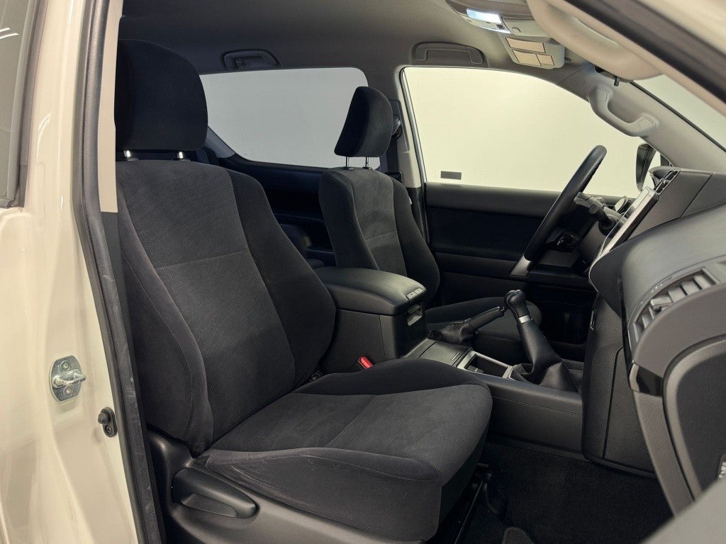 Toyota Land Cruiser D-4D VX