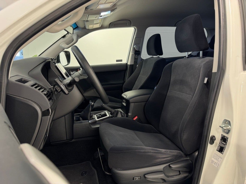 Toyota Land Cruiser D-4D VX