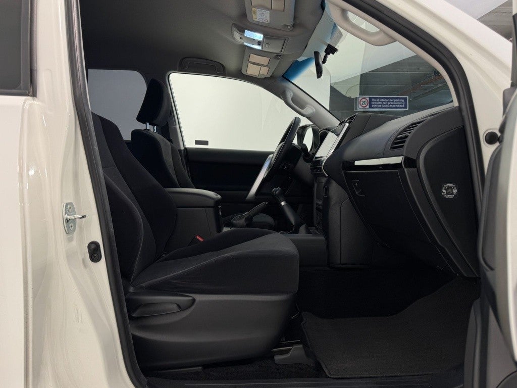 Toyota Land Cruiser D-4D VX