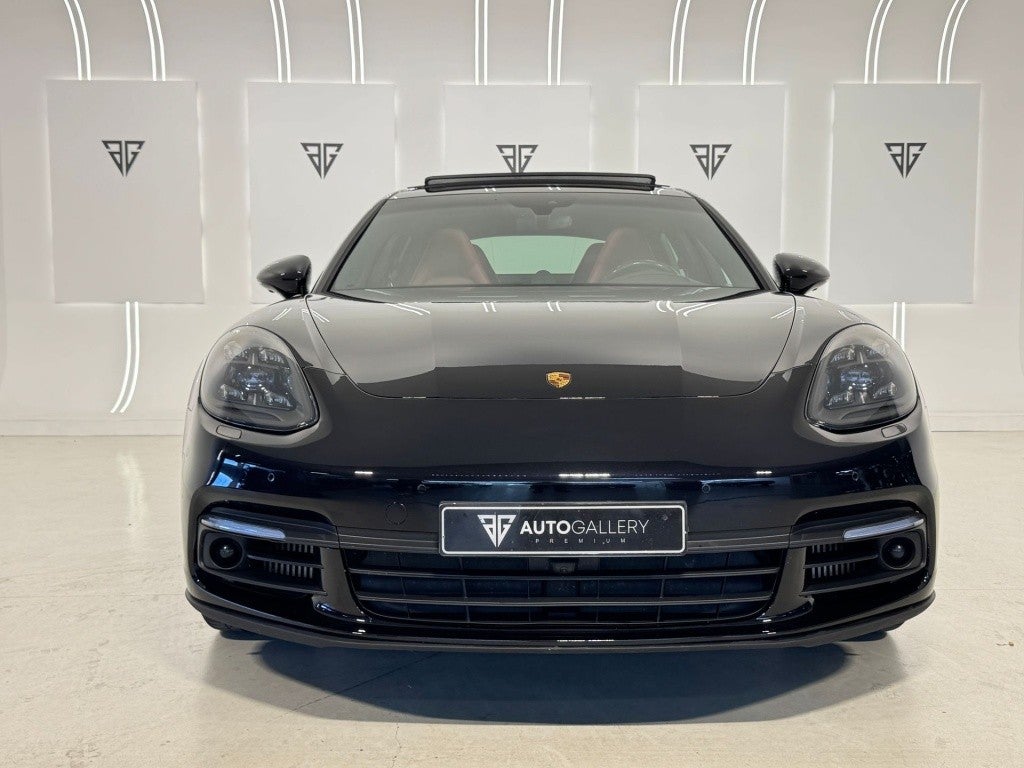 Porsche Panamera 4 e-Hybrid